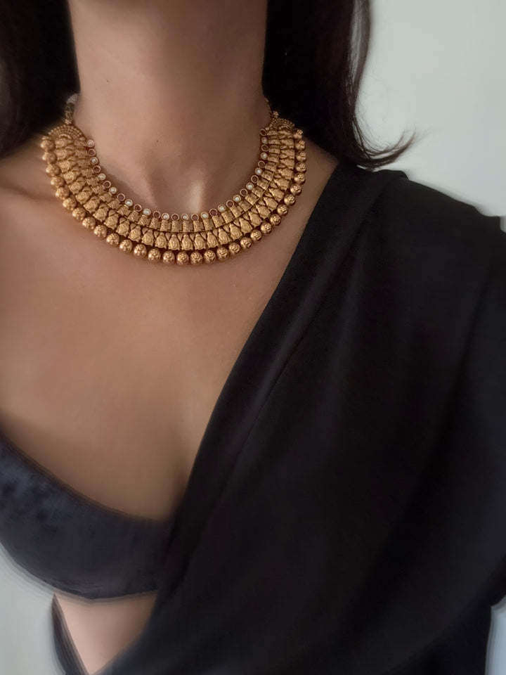 Koka mothad necklace set