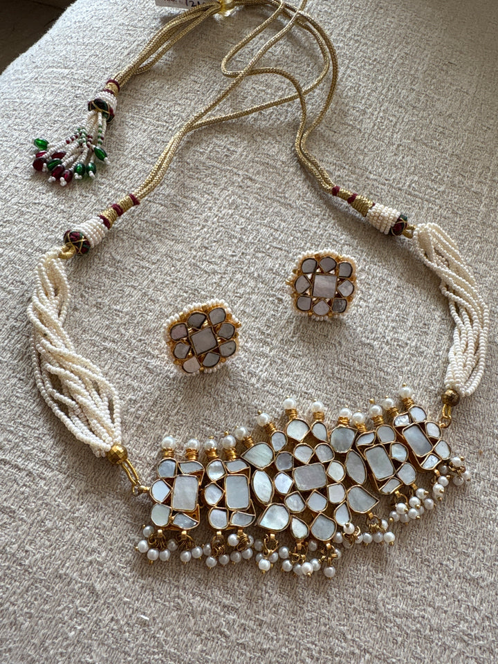 Martha 26 Necklace Set