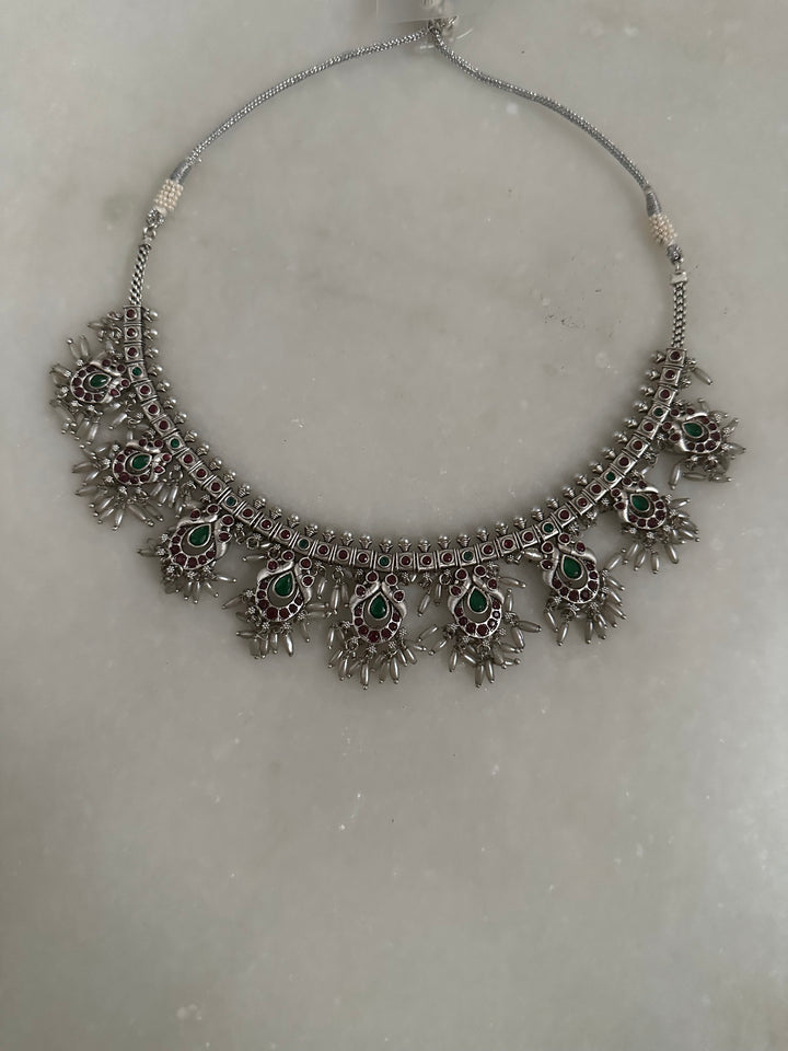 Silver temple small necklace set