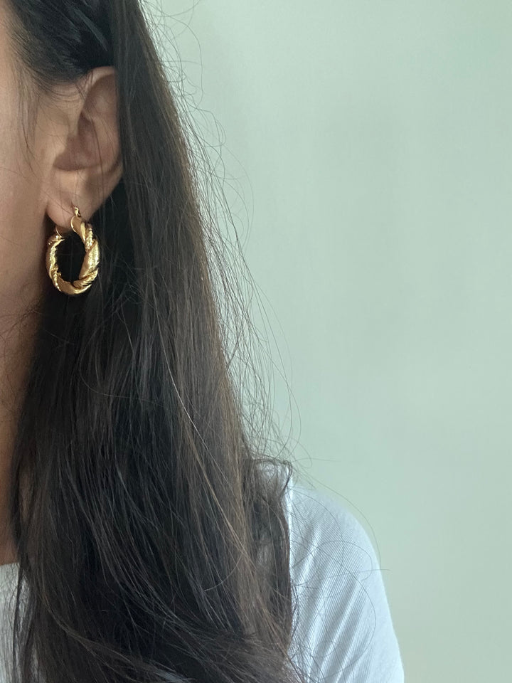 Spag Hoop Earrings