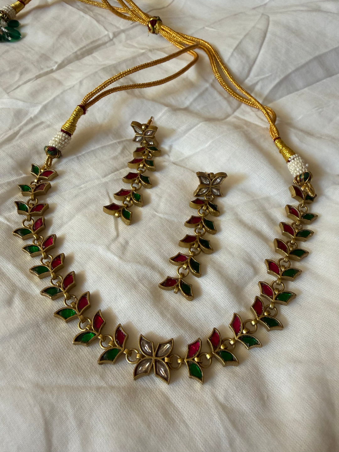 Raya Necklace Set