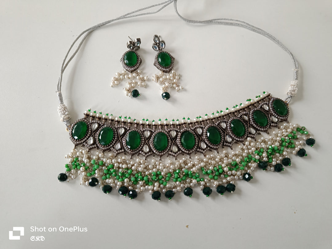 Anjini Necklace Set