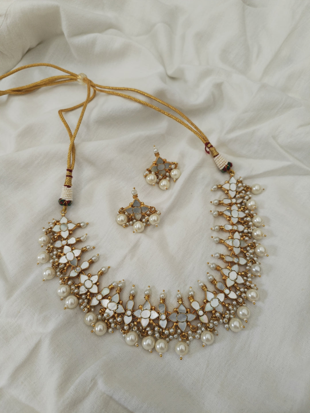 Isle Necklace Set