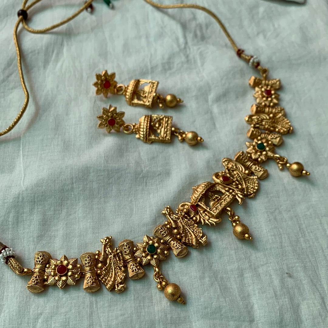 Doli Necklace Set