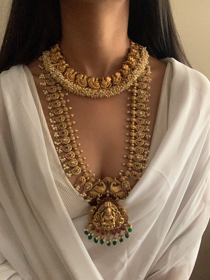 Sonali Necklace Set