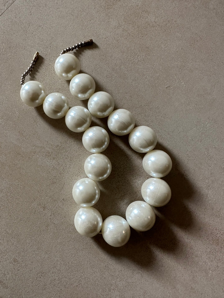 Daisey Pearl World Necklace