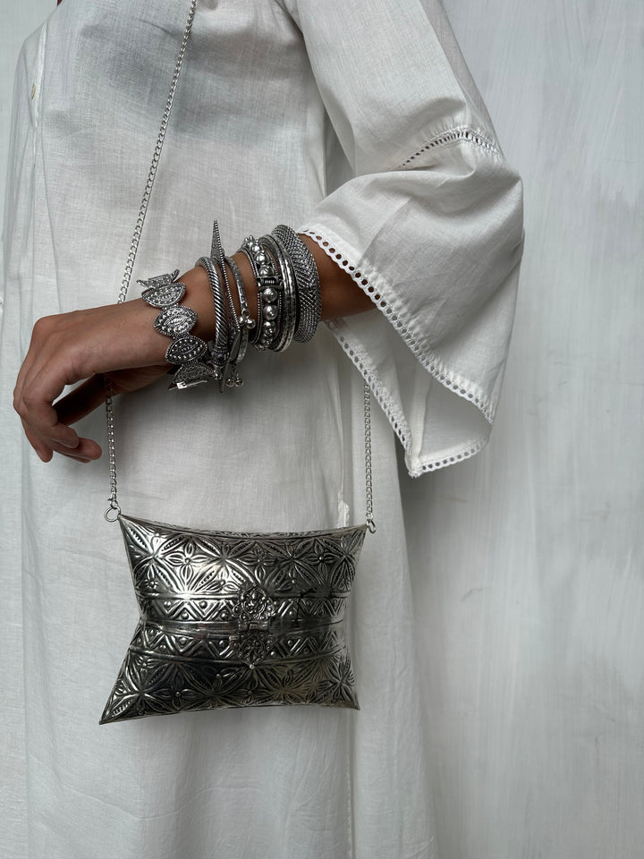 Metal Cushion Bag