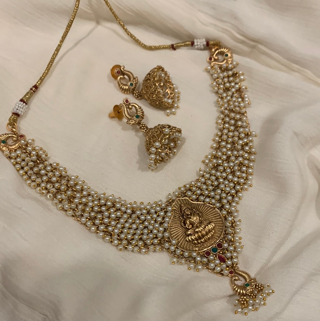 Neeta Pearl Necklace