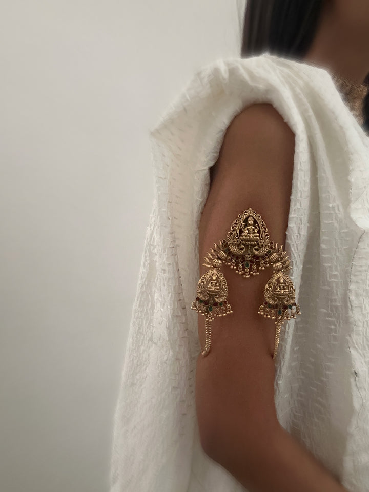 Goddess Armlet