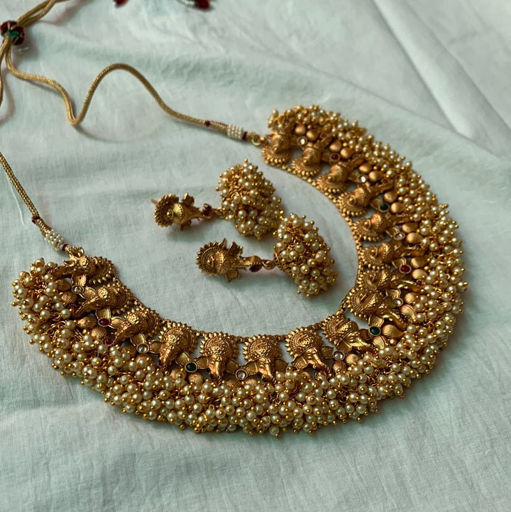 Sonali Necklace Set