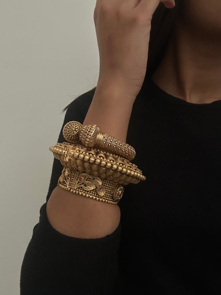 Bhopa Gold Bracelet