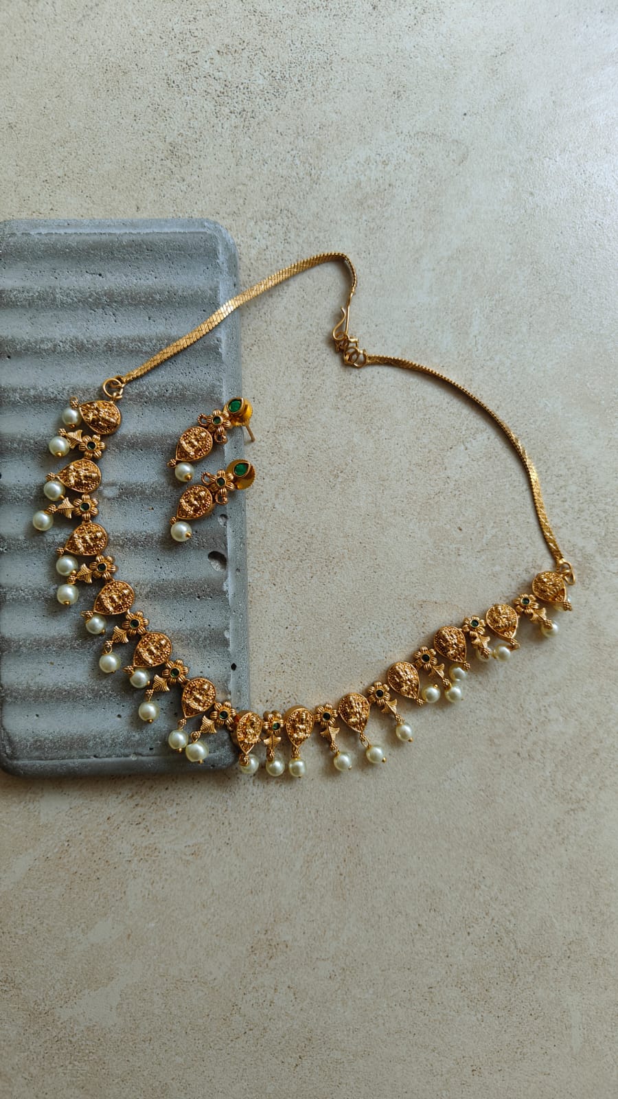 Shikar goddess necklace set