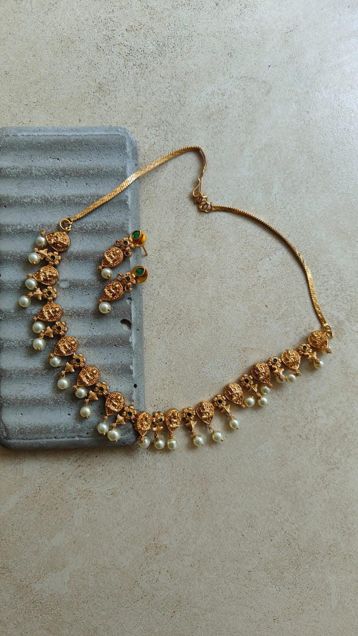 Shikar goddess necklace set