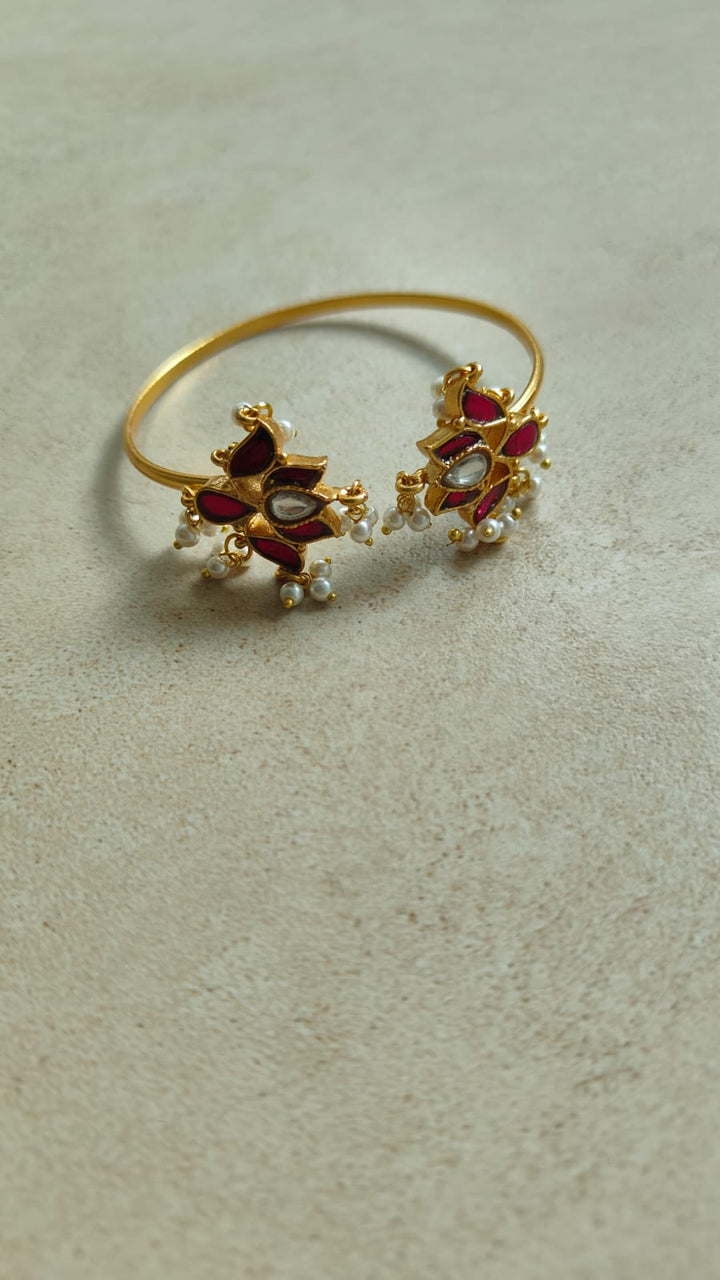 Zuhre cuff bracelet