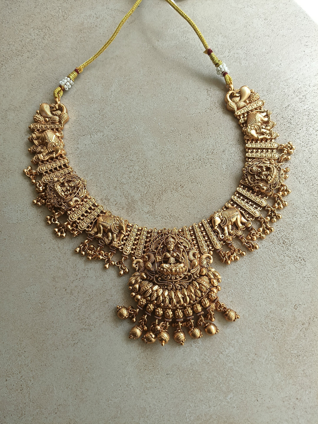 MK 246 necklace
