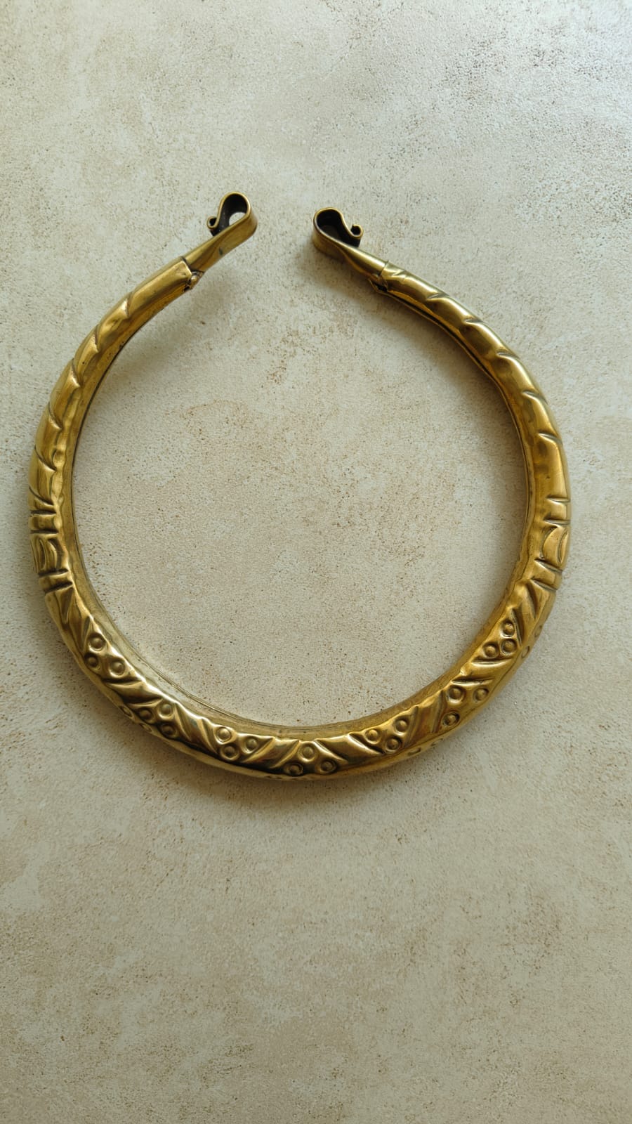 Tribal Trace Hasli Necklace