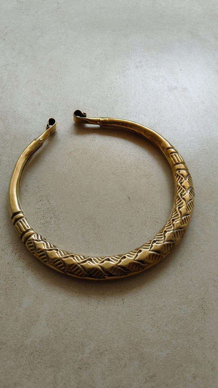 Tribal Trace Hasli Necklace