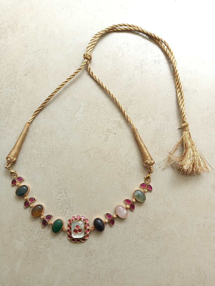 Prehnite multicolor choker