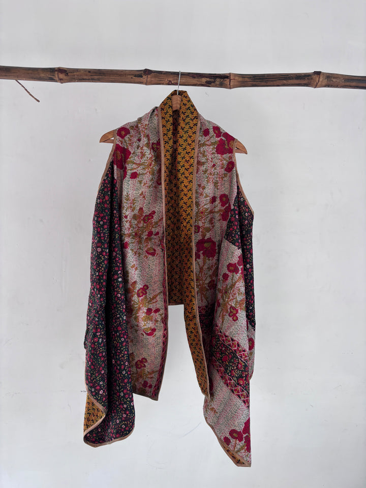 Reversible kantha cape