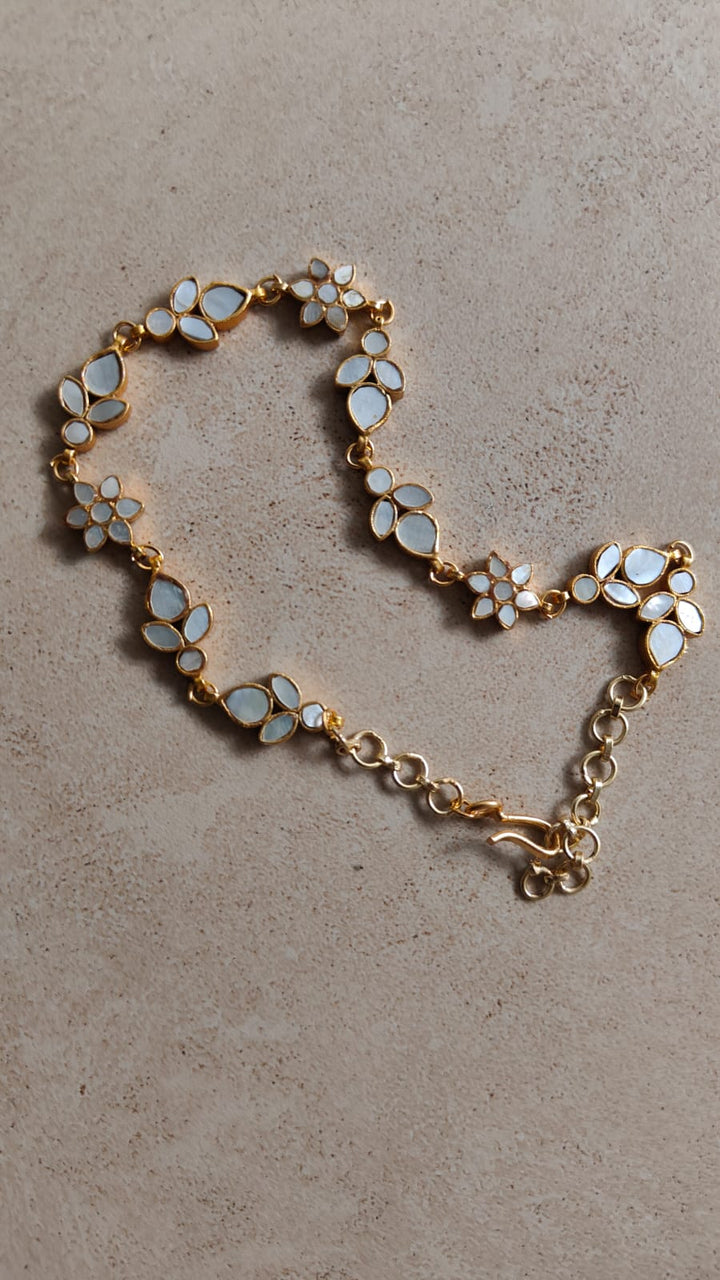 Vega necklace