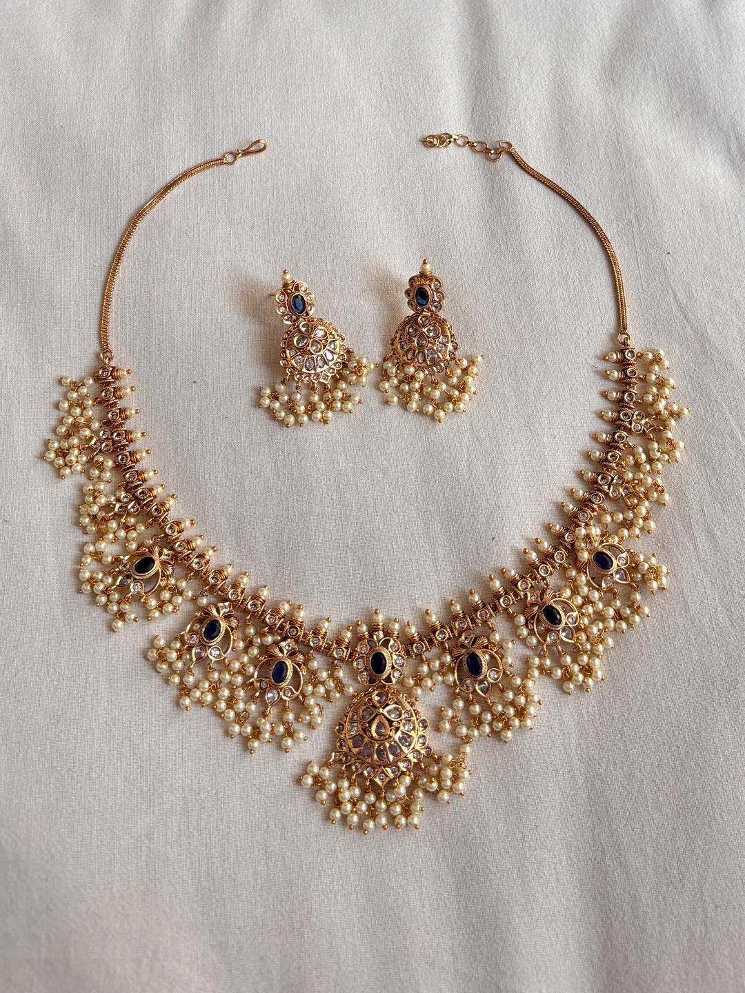 Midnight royalty necklace
