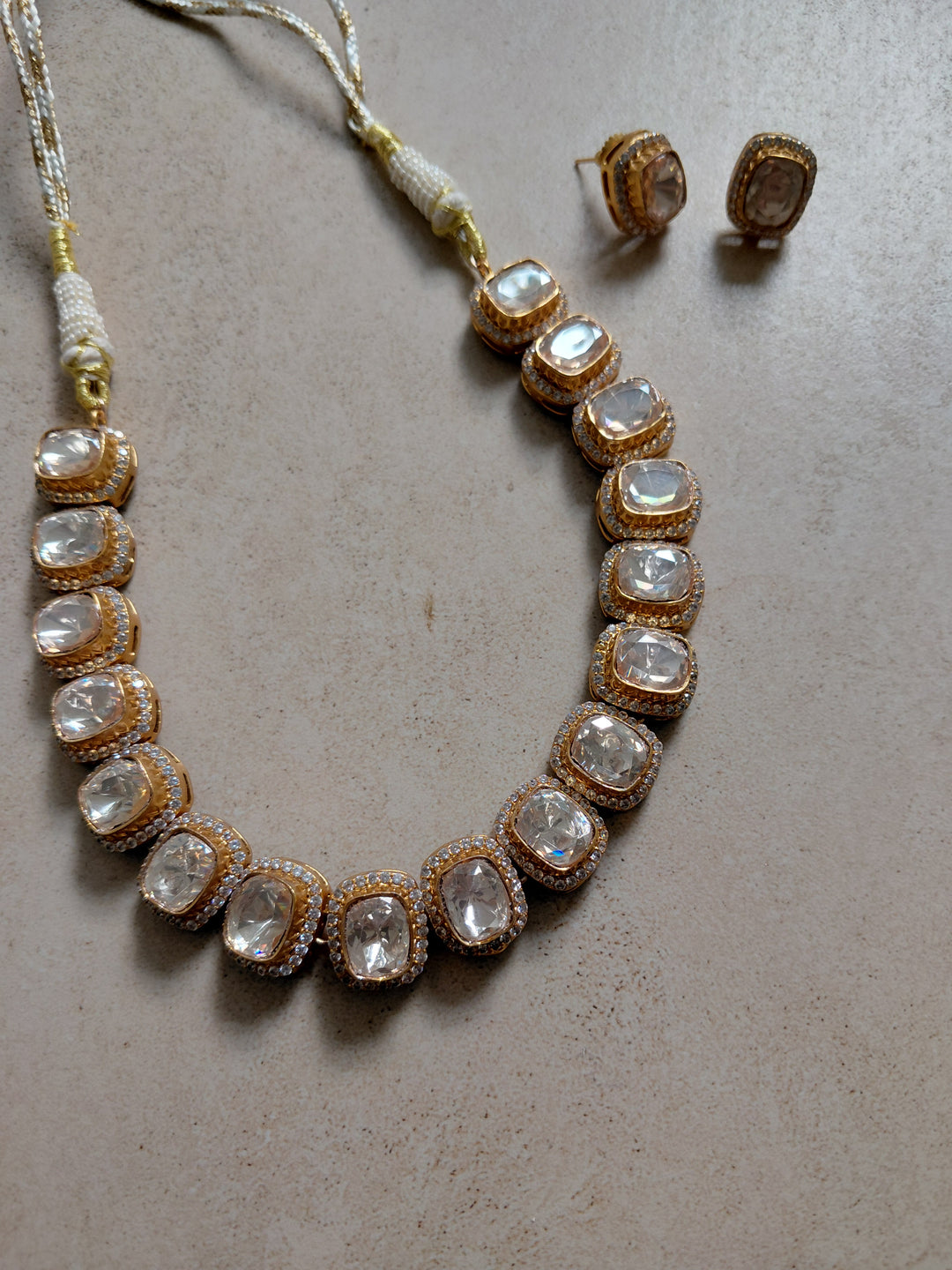 Victoria necklace set