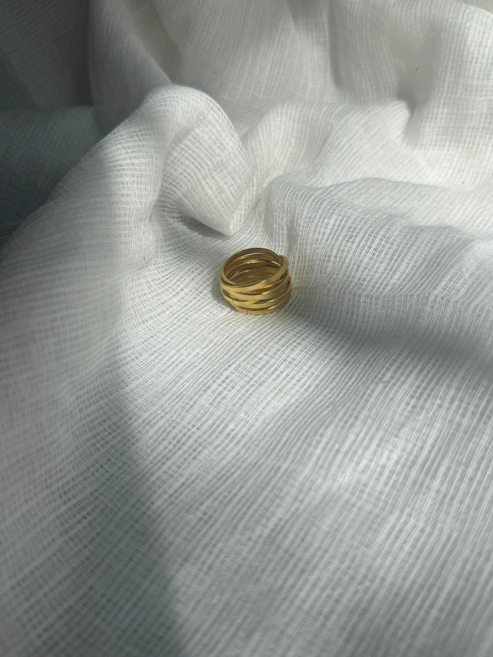 Silver overlap band ring