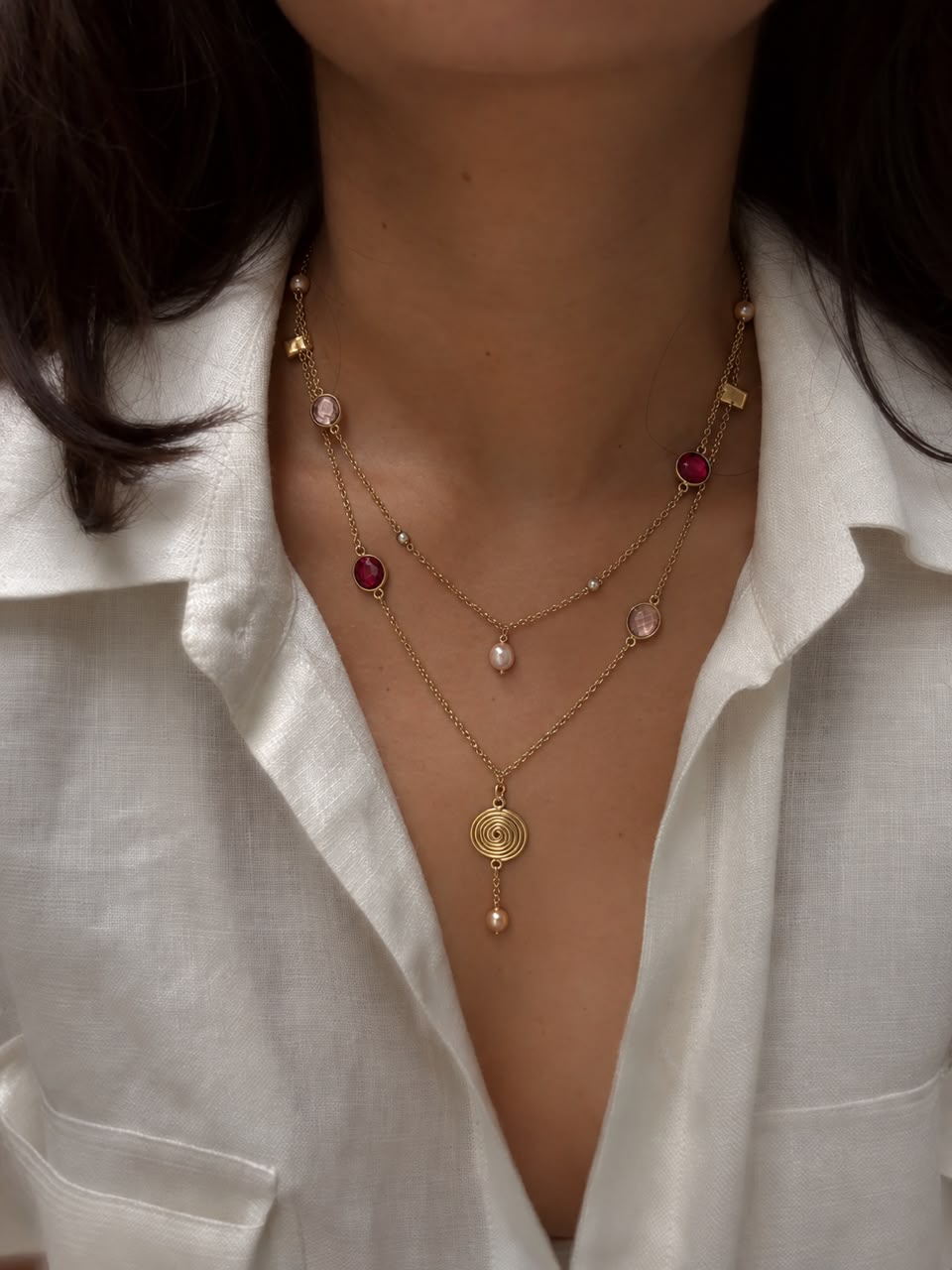 Red bond necklace