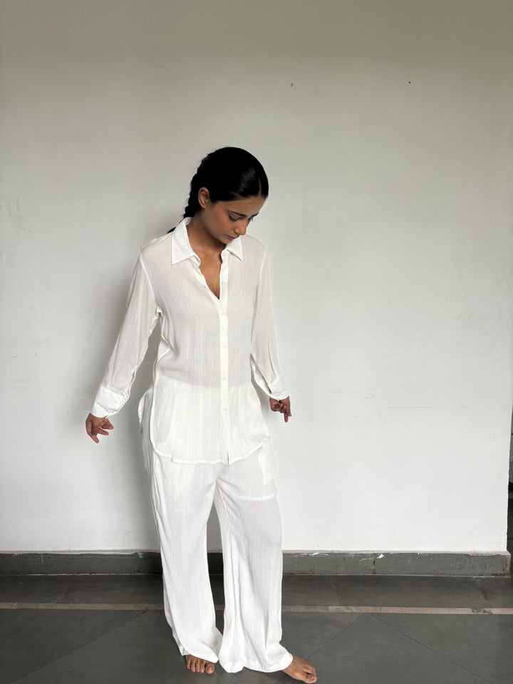 White pant shirt set