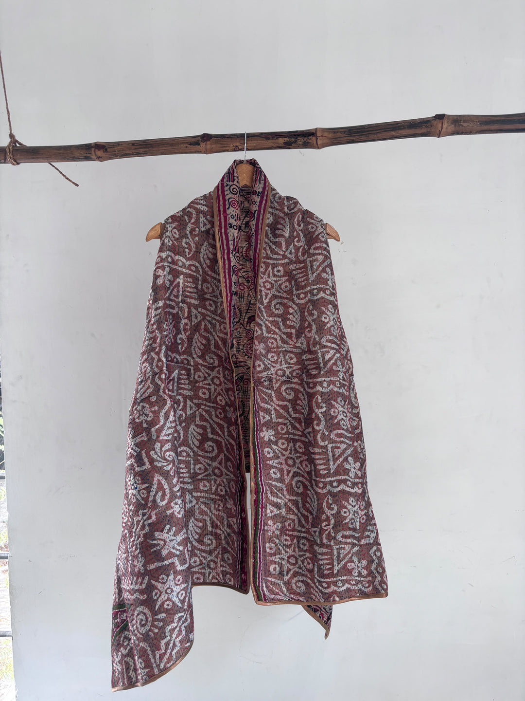 Kantha cape