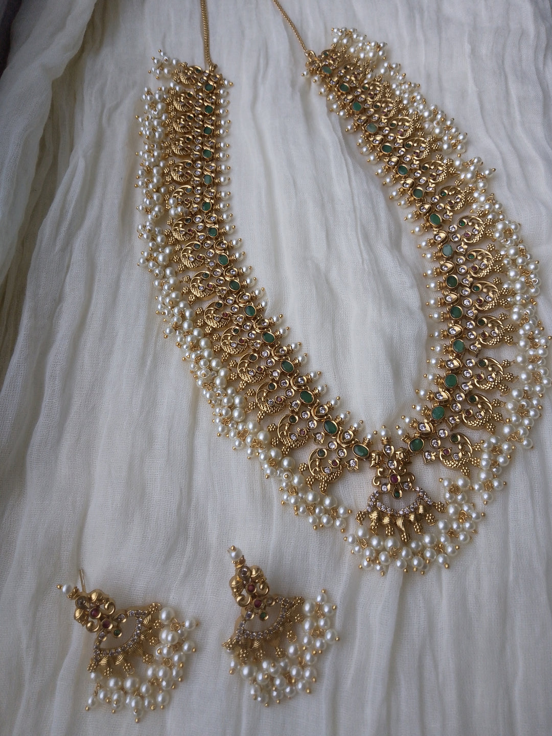 Lina Temple Necklace Set