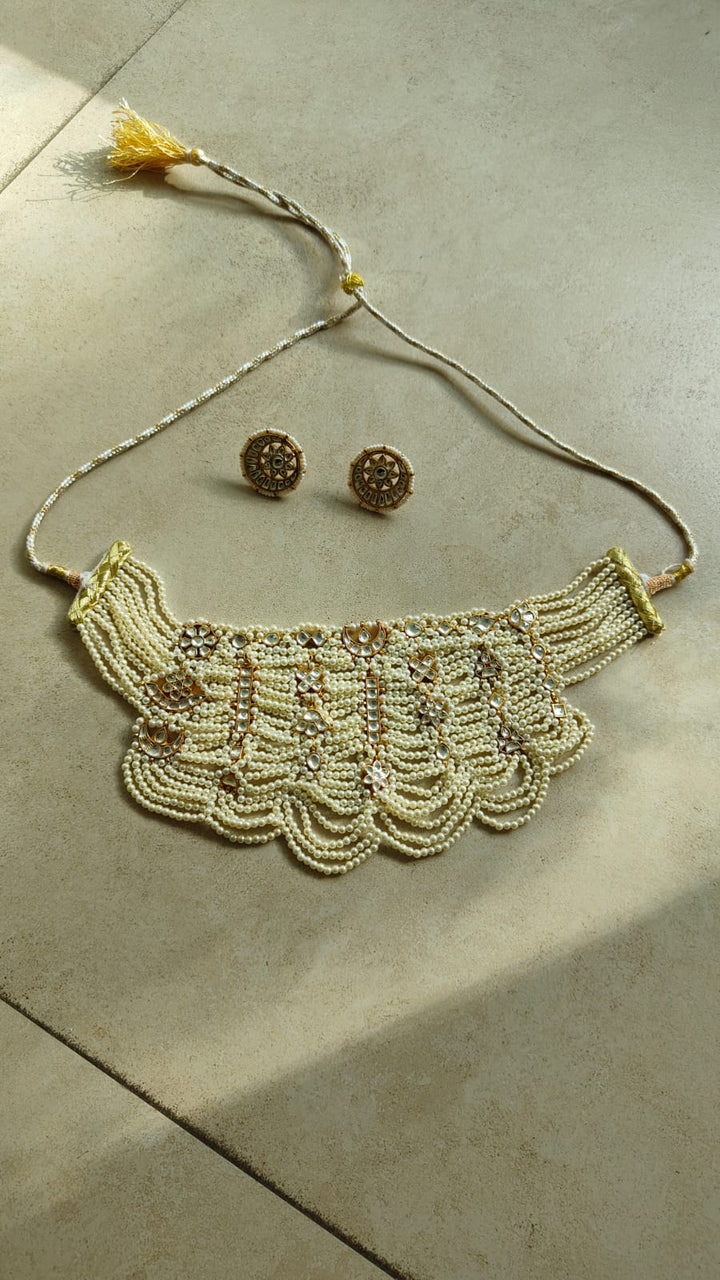 Sia 22 Necklace Set