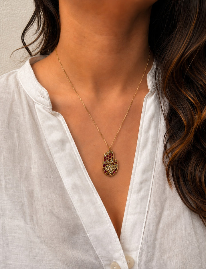Hamsa pink necklace