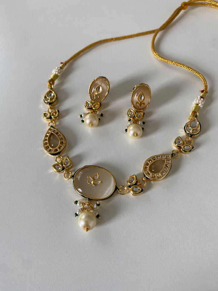 Pankh necklace set