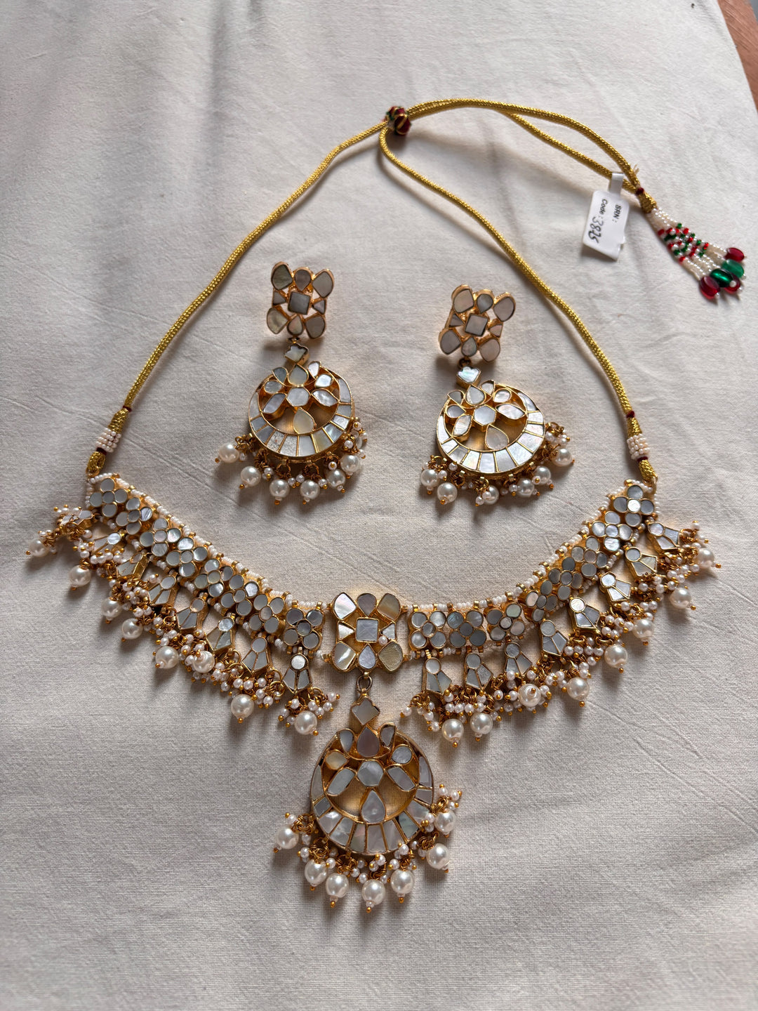 Vani necklace