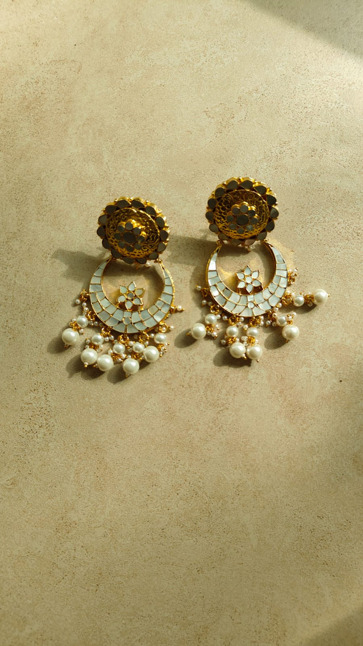 Vijiya Milky Necklace set