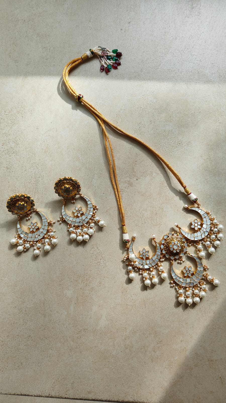 Vijiya Milky Necklace set