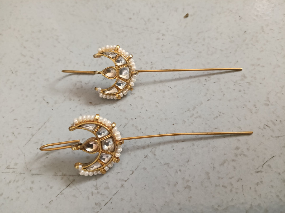 Mop jadau ear cuff