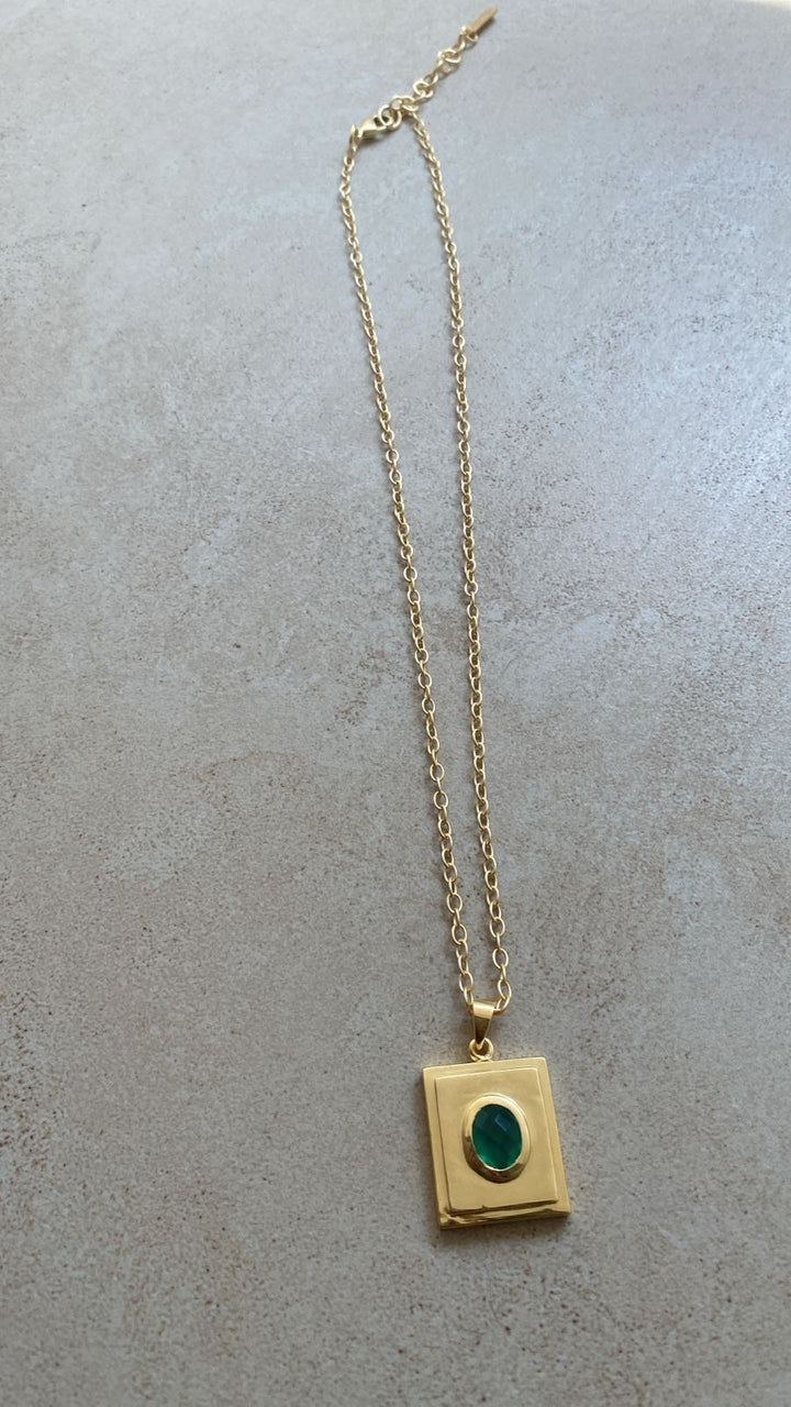 Via lara necklace