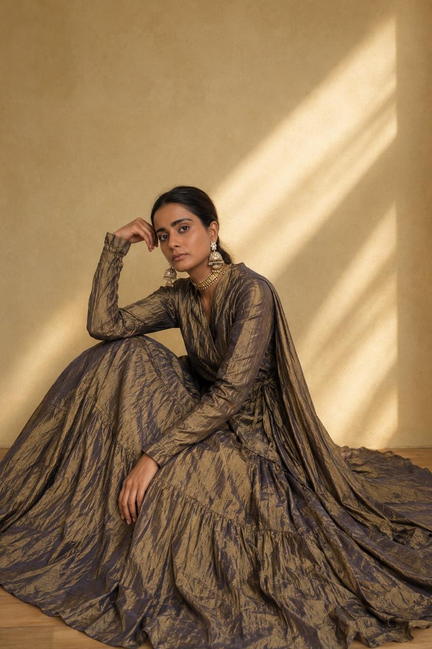 Crushed skirt kurta dupatta set Bronze