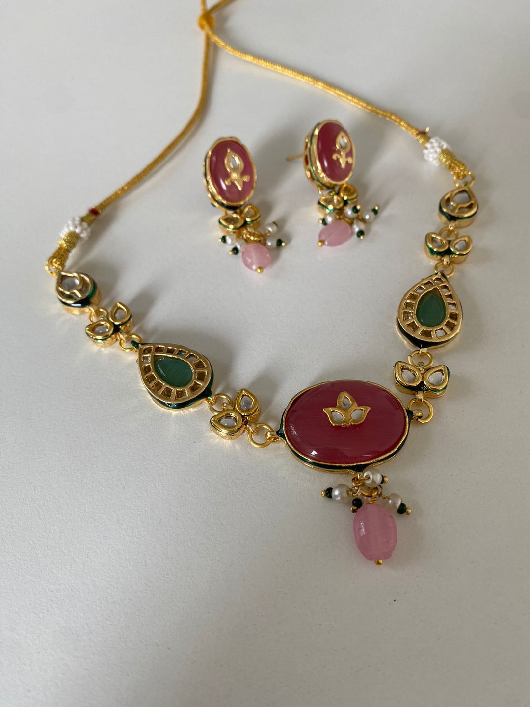 Pankh necklace set