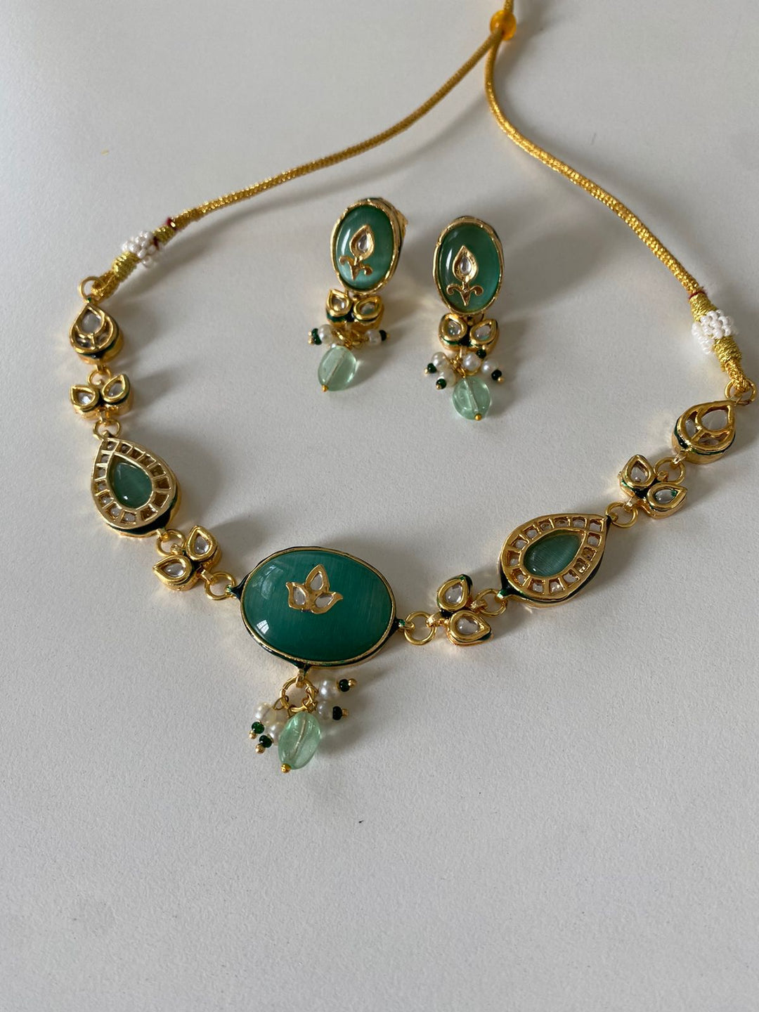 Pankh necklace set