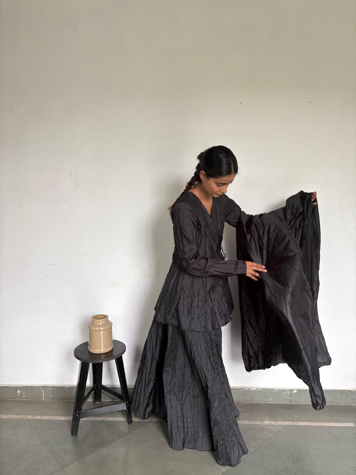 Crushed skirt kurta duppata set black