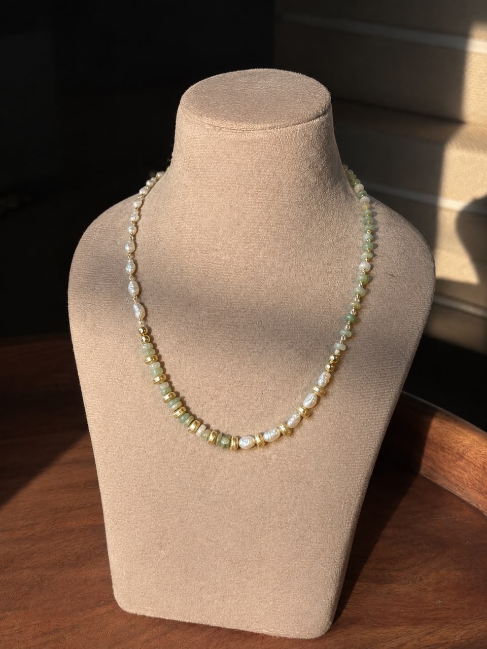 Pearl & glow necklace