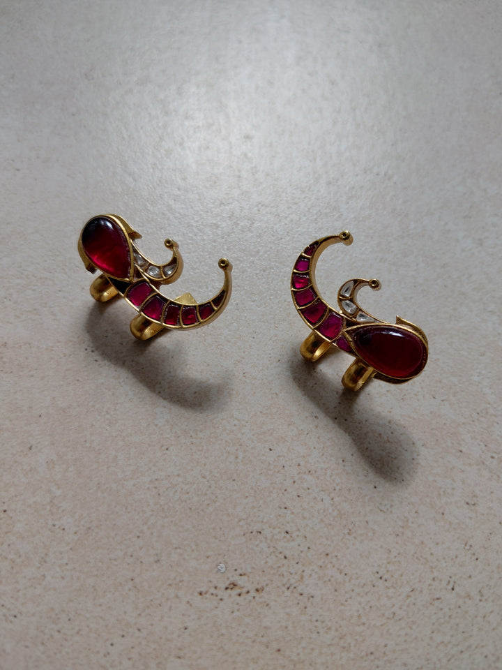 Emmet ear cuff
