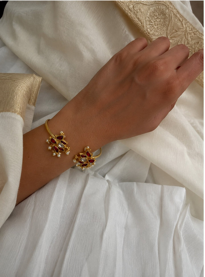 Zuhre cuff bracelet