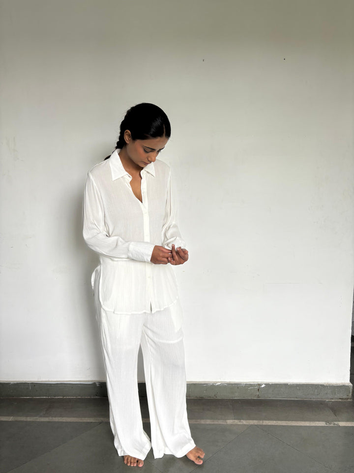 White pant shirt set