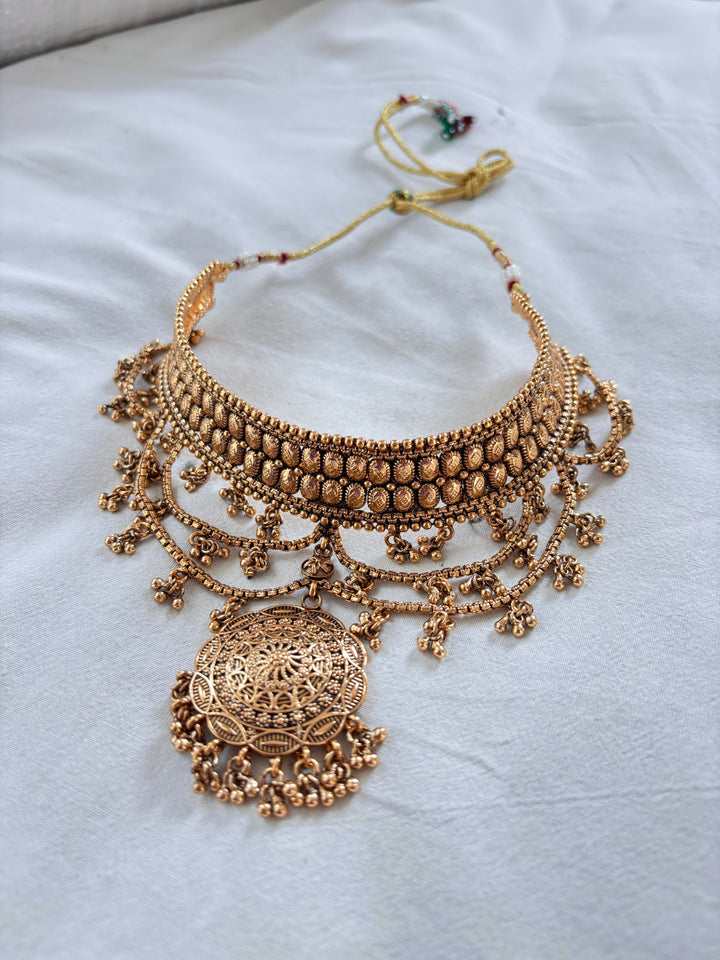 Pushteni necklace