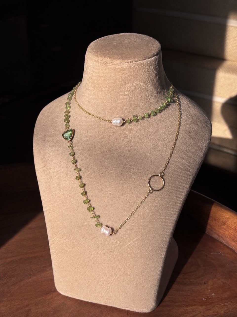 Tiny stone necklace