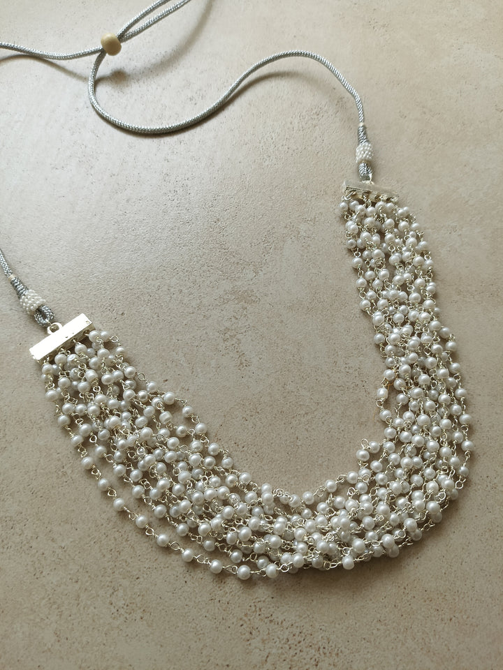 Innayat Pearl Necklace